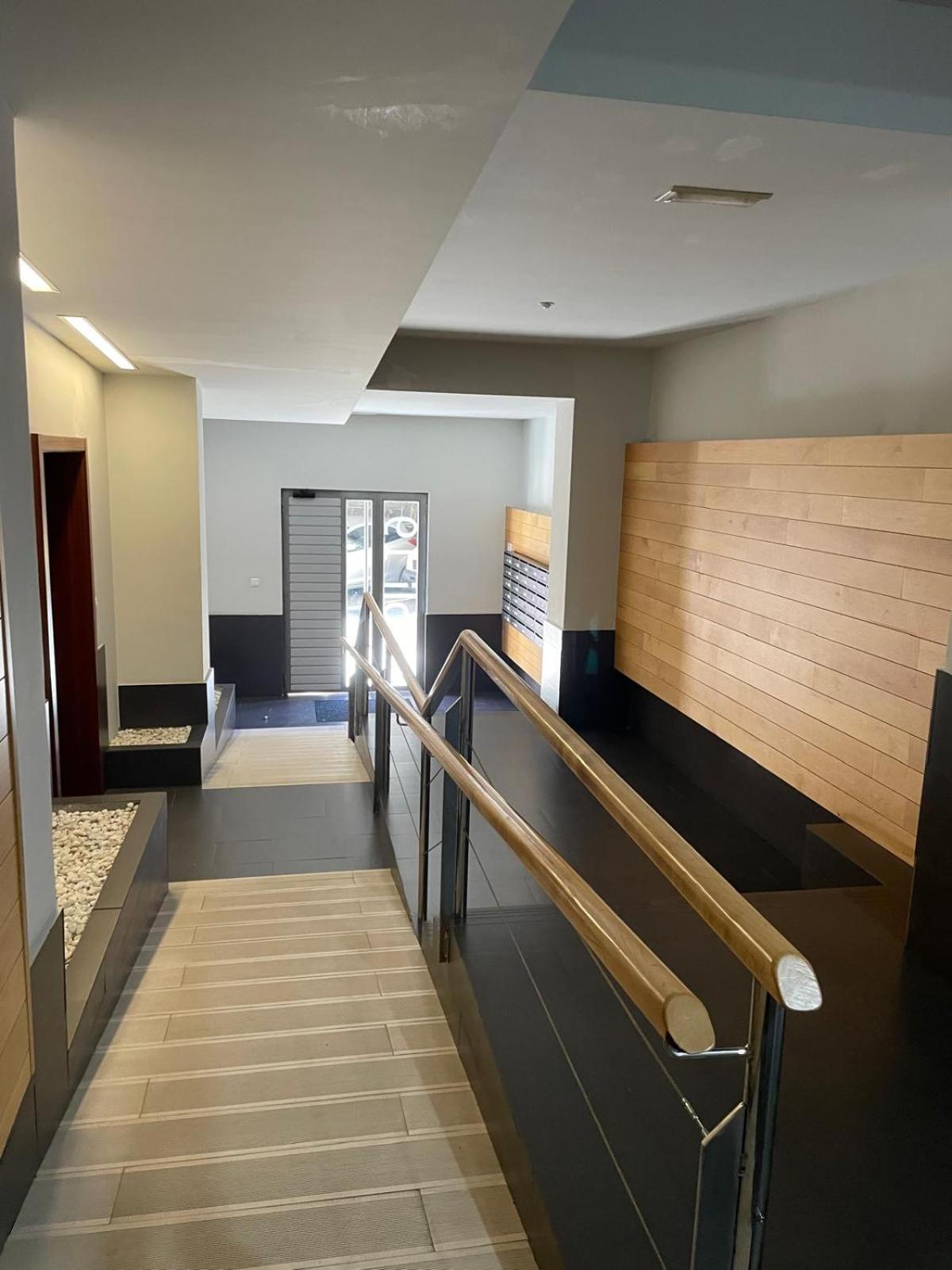Apartamento Tiboli Home Билбао Екстериор снимка