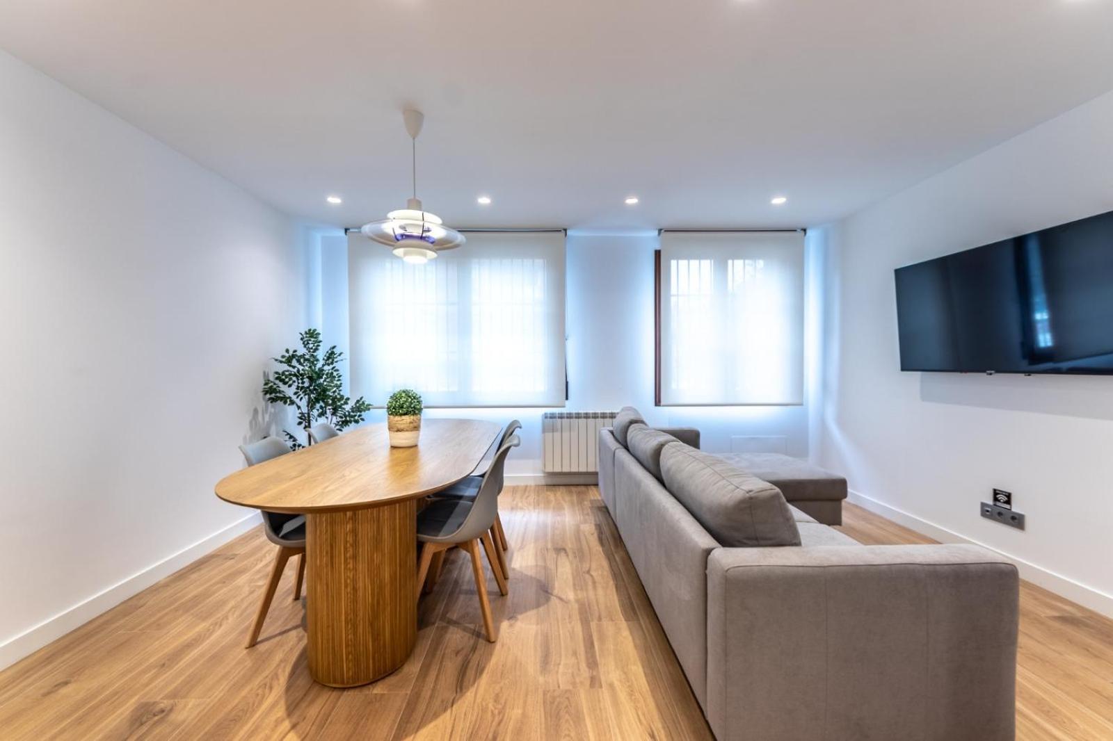 Apartamento Tiboli Home Билбао Екстериор снимка