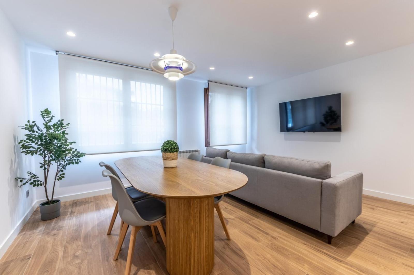 Apartamento Tiboli Home Билбао Екстериор снимка