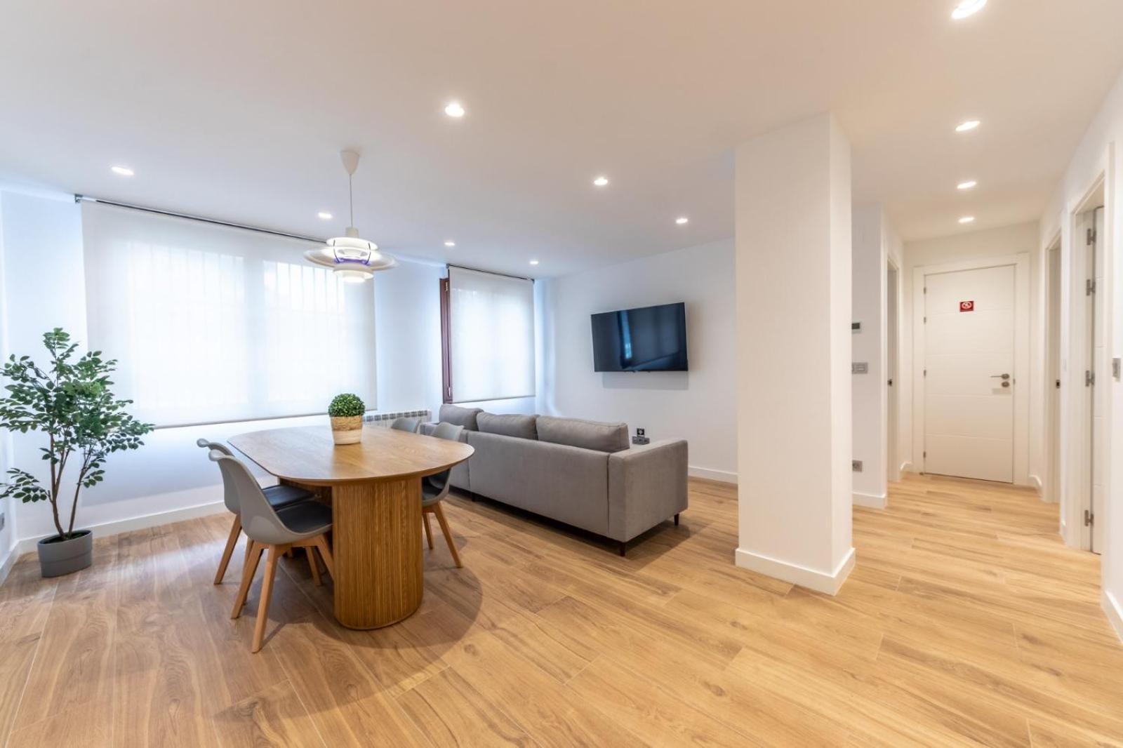 Apartamento Tiboli Home Билбао Екстериор снимка