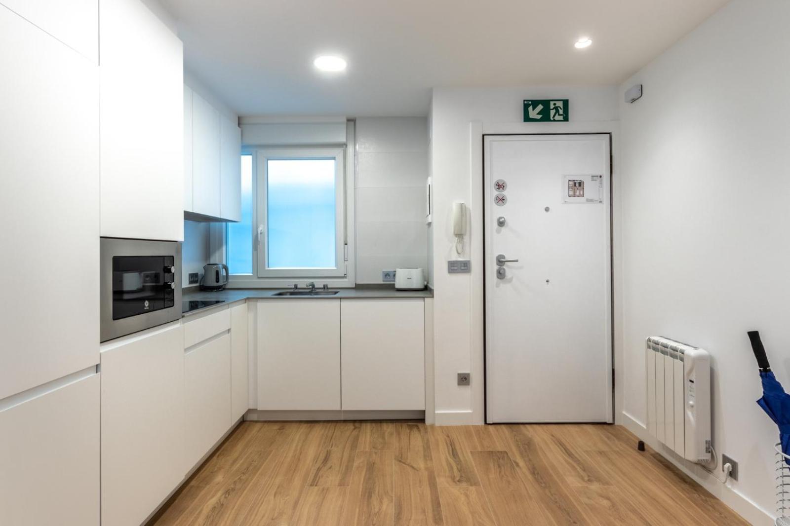 Apartamento Tiboli Home Билбао Екстериор снимка
