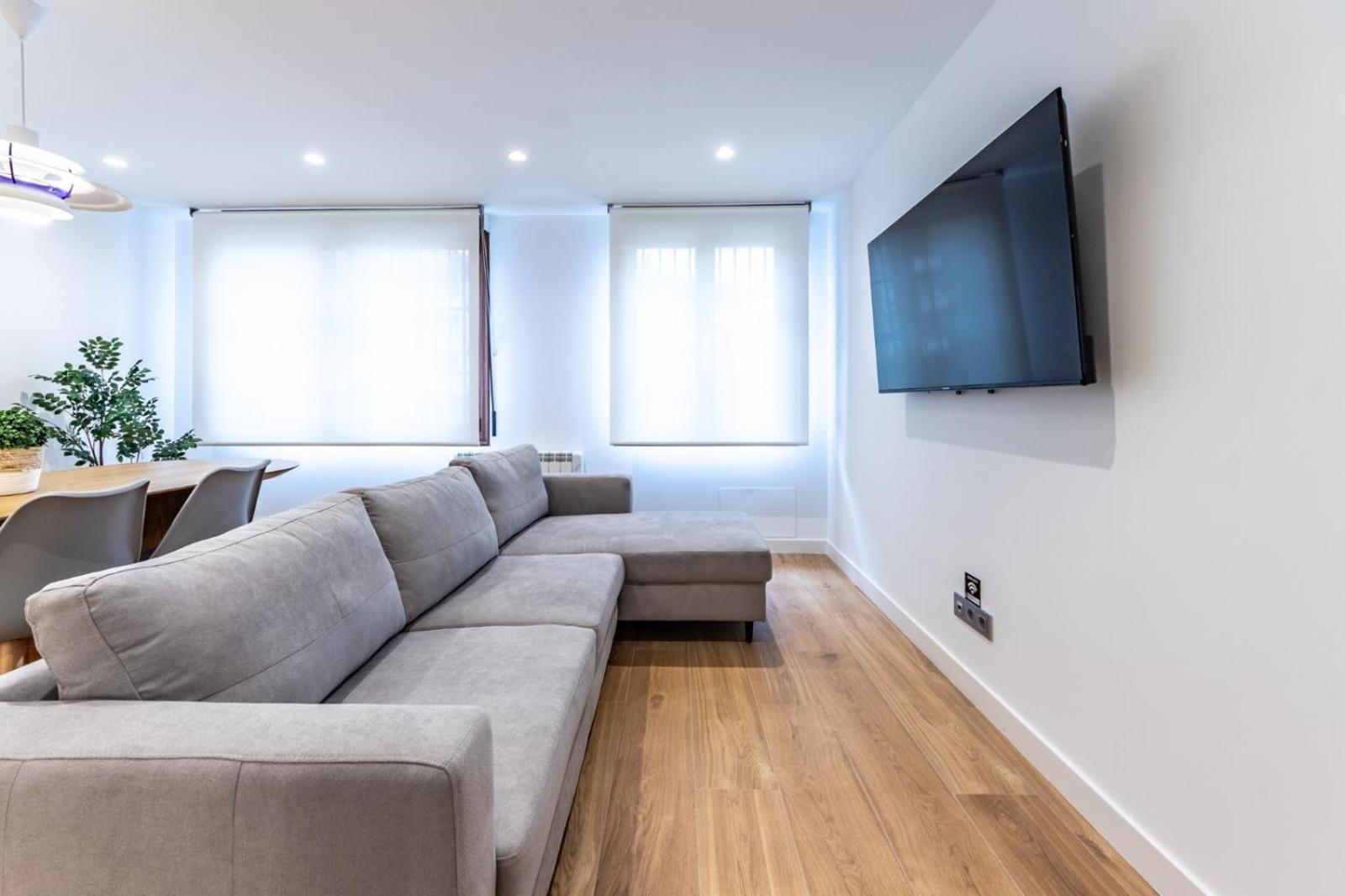Apartamento Tiboli Home Билбао Екстериор снимка